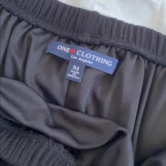 Off the shoulder black dress - Picture 3 of 5